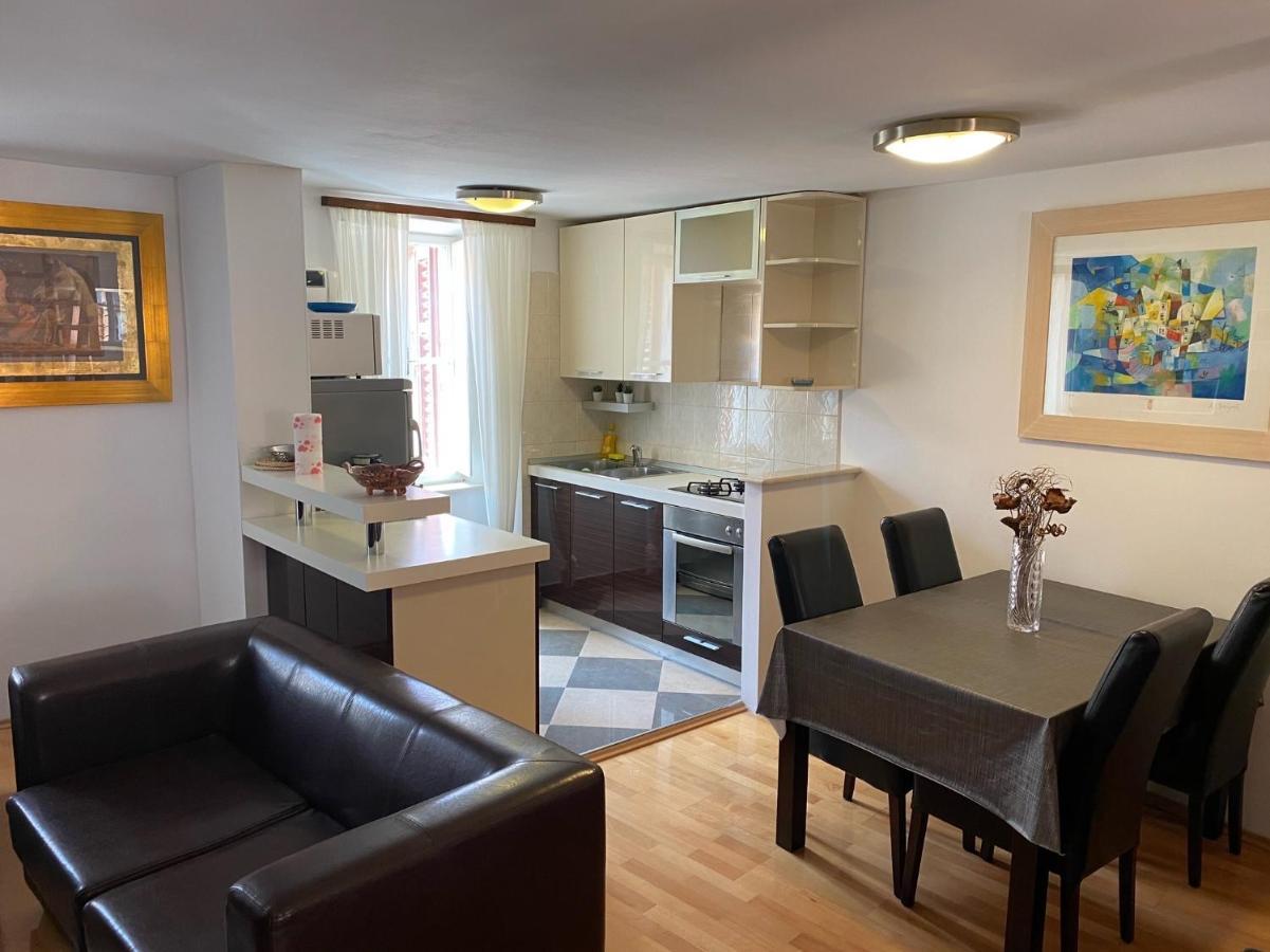 Apartment Jimmy - Luxury 65M2 Two Bedrooms Aprtmnt 두브로브니크 외부 사진